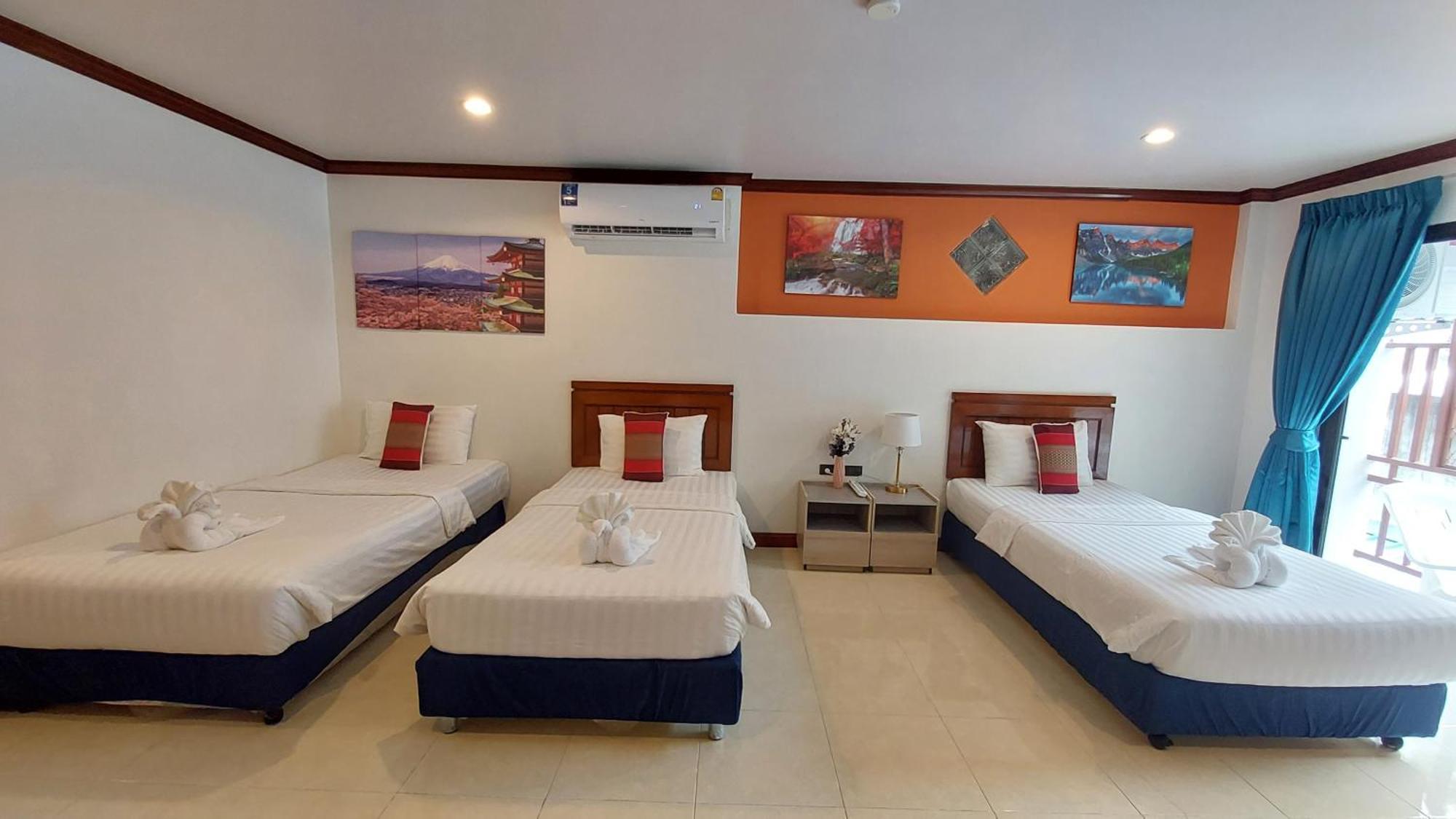 Benetti House Hostel Patong Exterior photo
